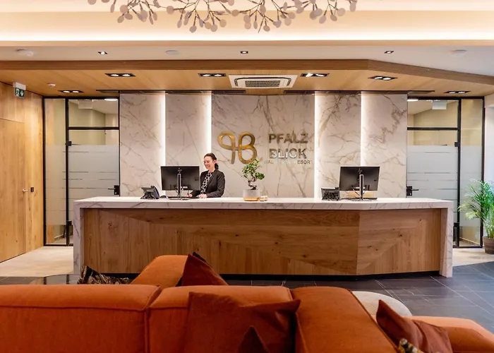 ホテル Pfalzblick Wald ダーン